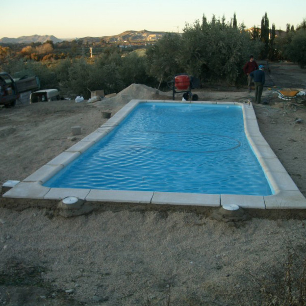 Piscina rectangular poliester